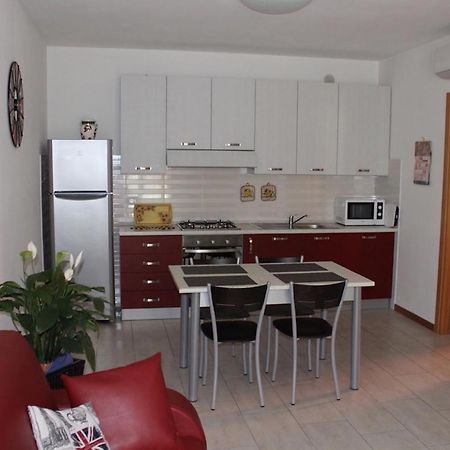 Casa Di Chiara Apartment Пескиера дел Гарда Екстериор снимка