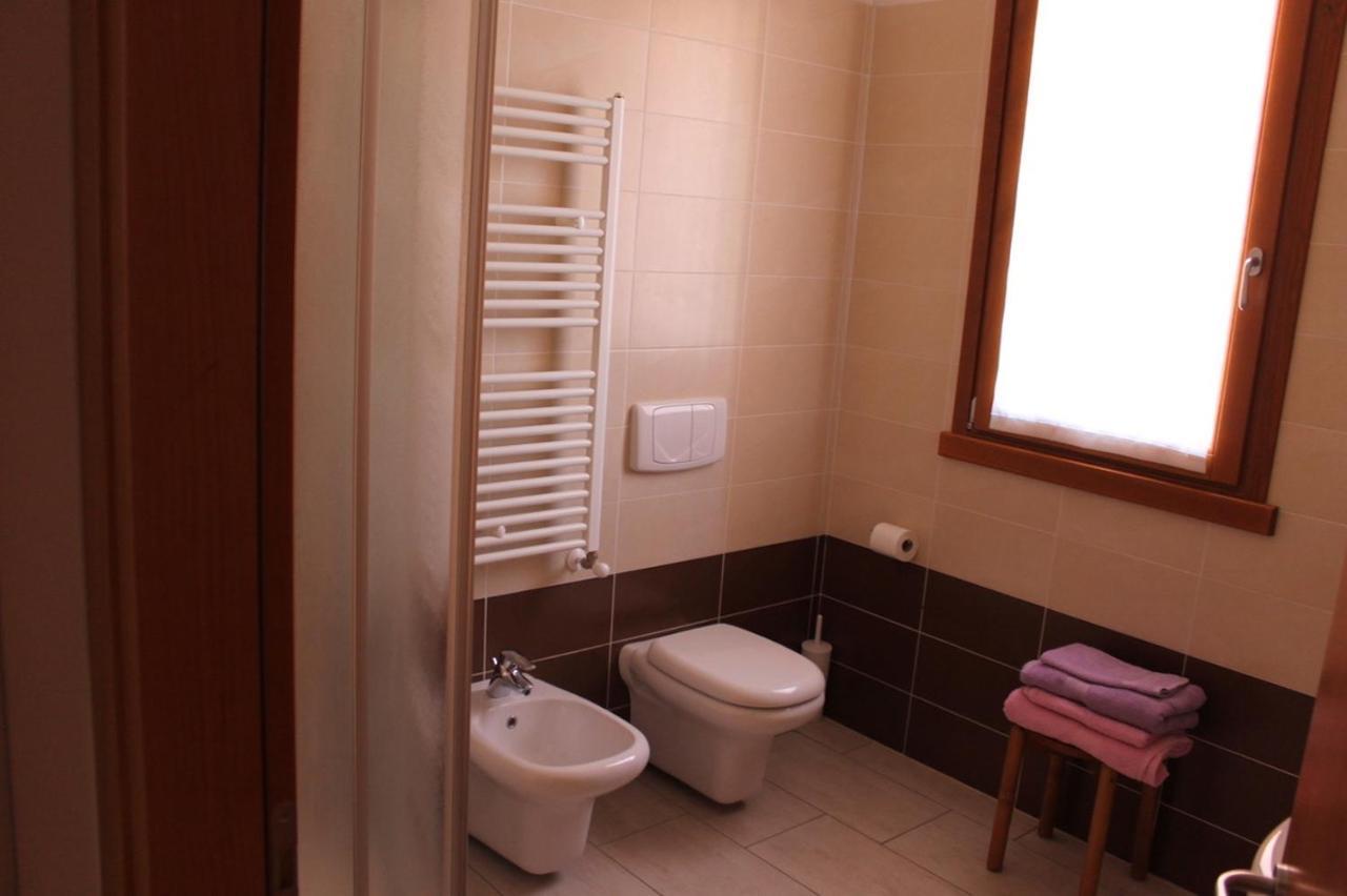 Casa Di Chiara Apartment Пескиера дел Гарда Екстериор снимка