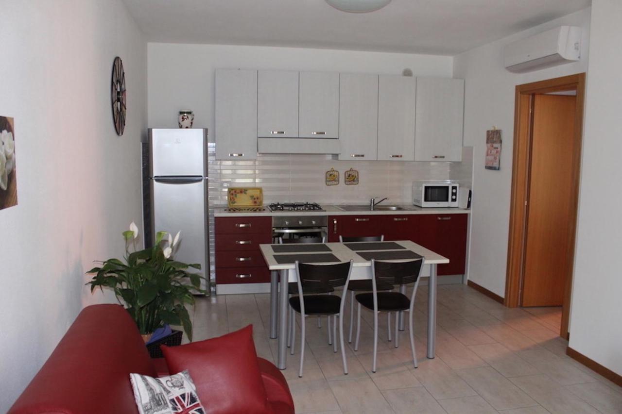 Casa Di Chiara Apartment Пескиера дел Гарда Екстериор снимка