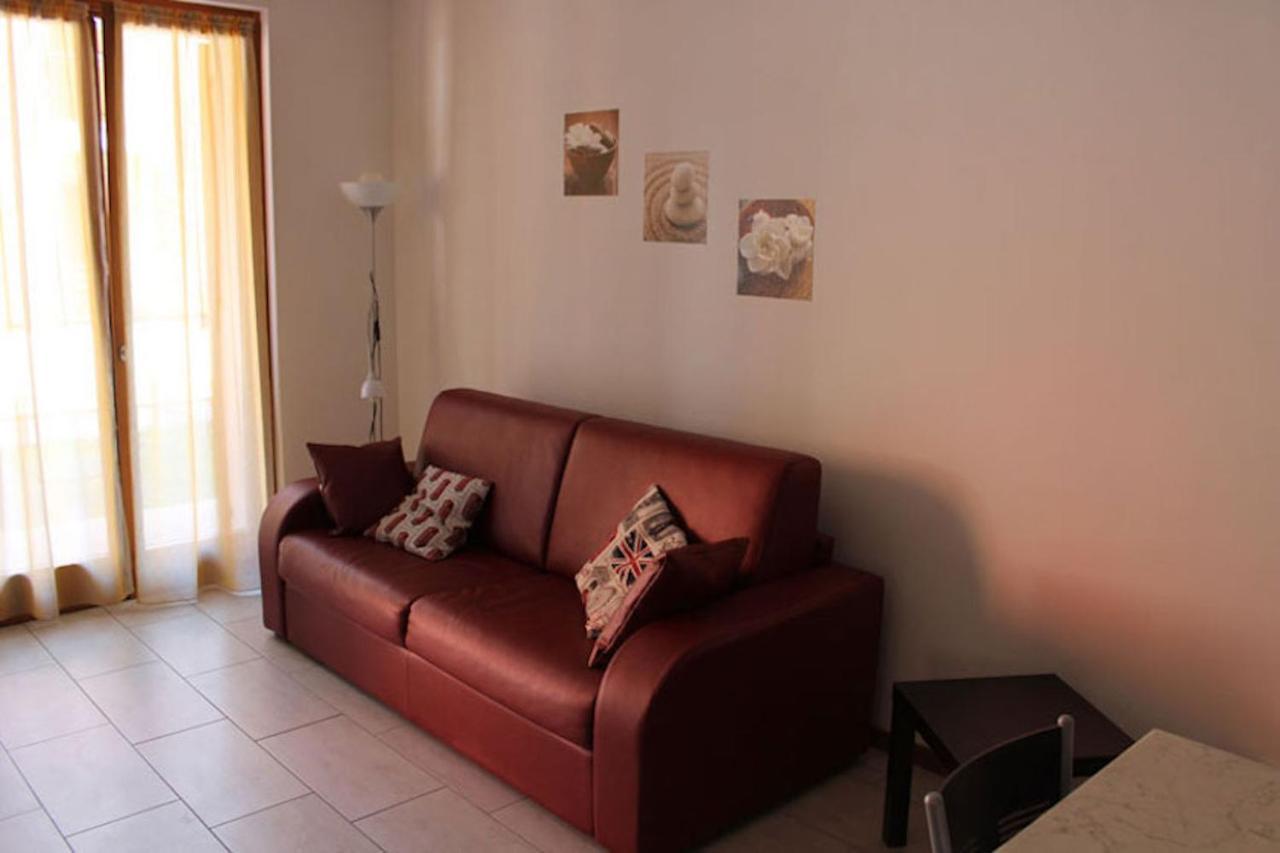 Casa Di Chiara Apartment Пескиера дел Гарда Екстериор снимка